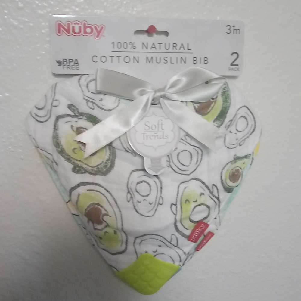2 Teething bibs